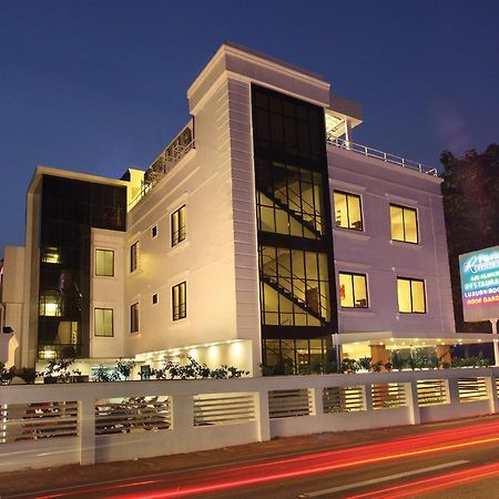 Hotel Park Residency Kozhancheri Ngoại thất bức ảnh