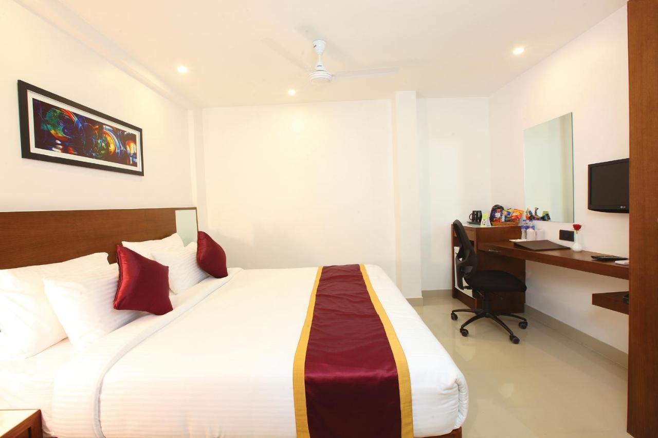 Hotel Park Residency Kozhancheri Ngoại thất bức ảnh