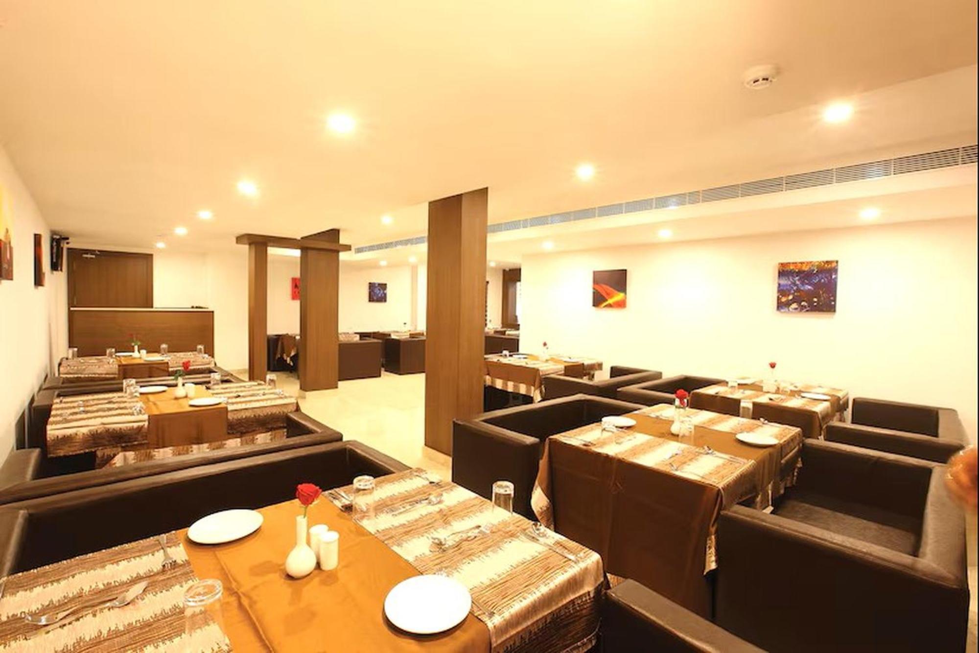 Hotel Park Residency Kozhancheri Ngoại thất bức ảnh